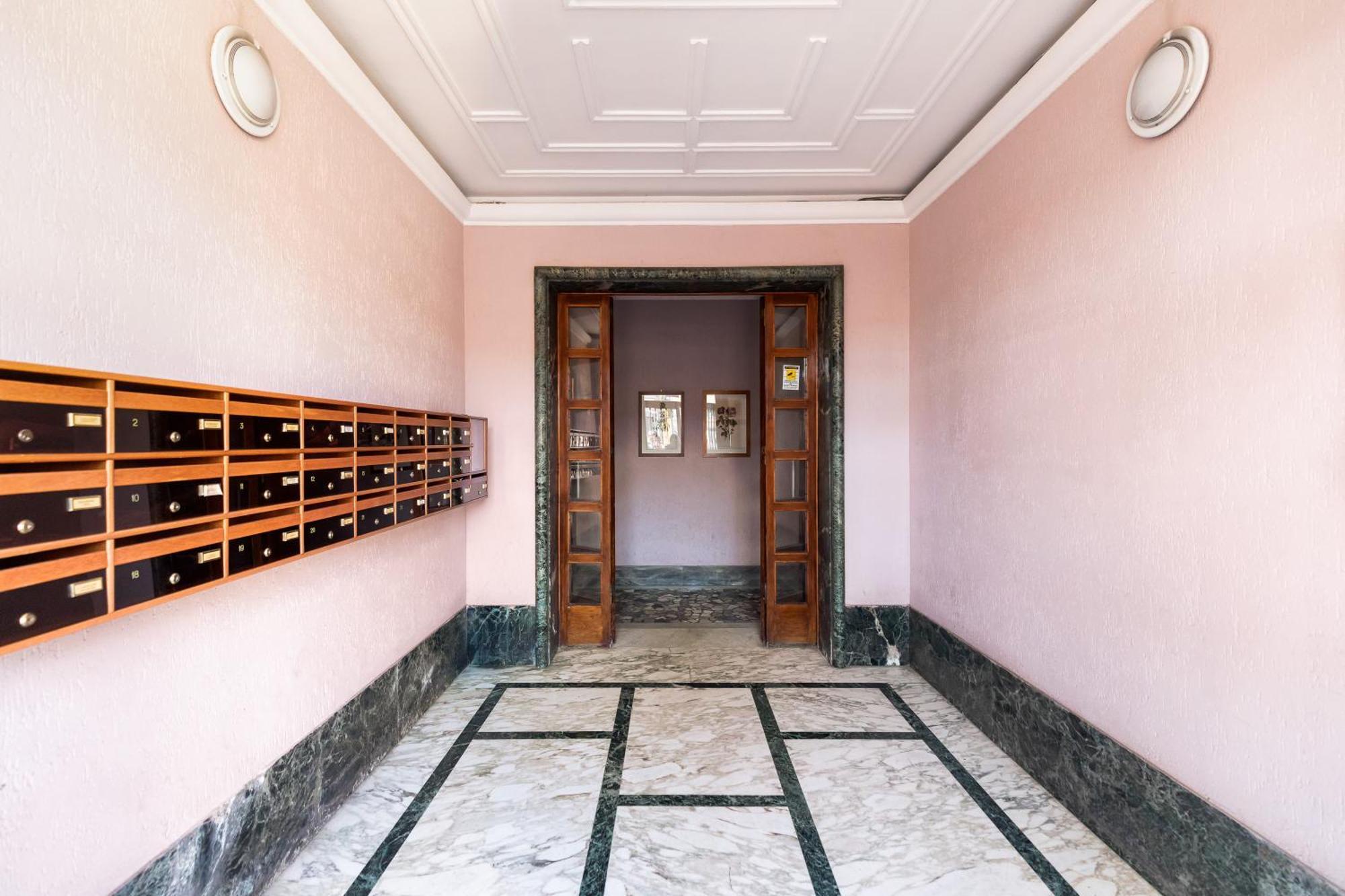 Cozy Apartment Gianicolense 3Bdr Рим Екстер'єр фото
